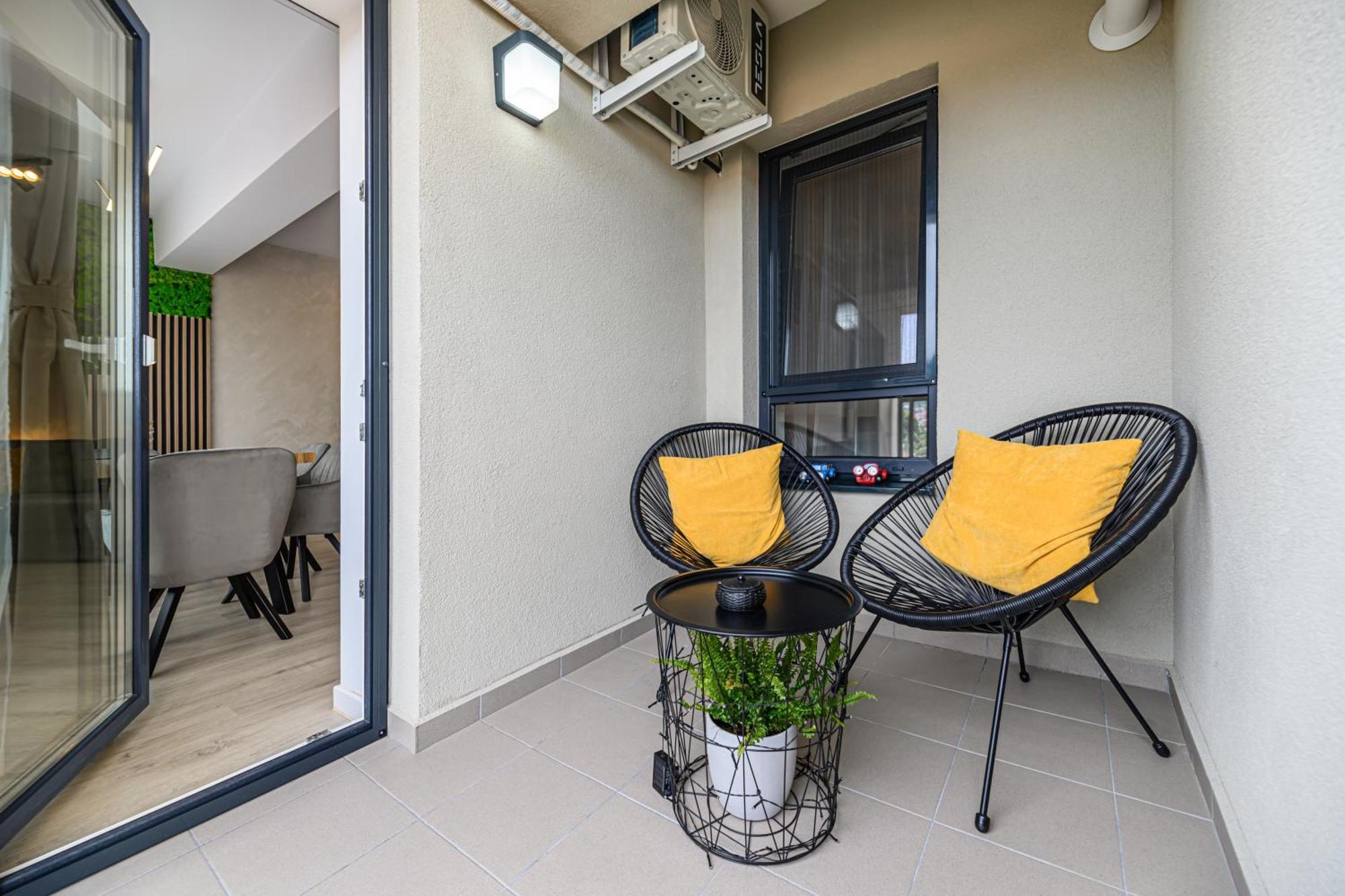 Mountain View Retreat Apartment - Brassó Kültér fotó